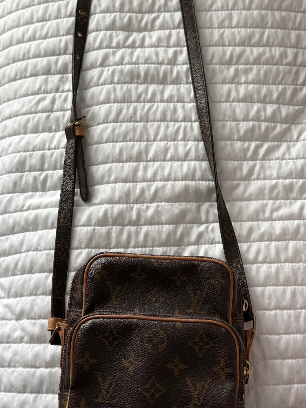 Vintage. Louis Vuitton crossbody